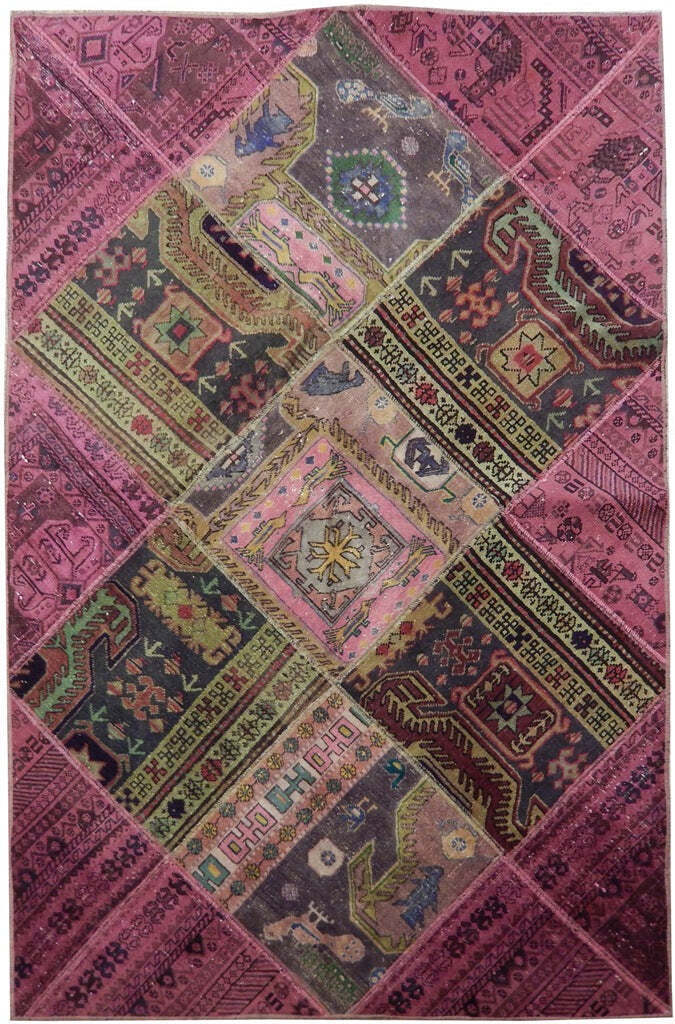 4\' x 6\' Red Antique Traditional Patchwork Rug 22151