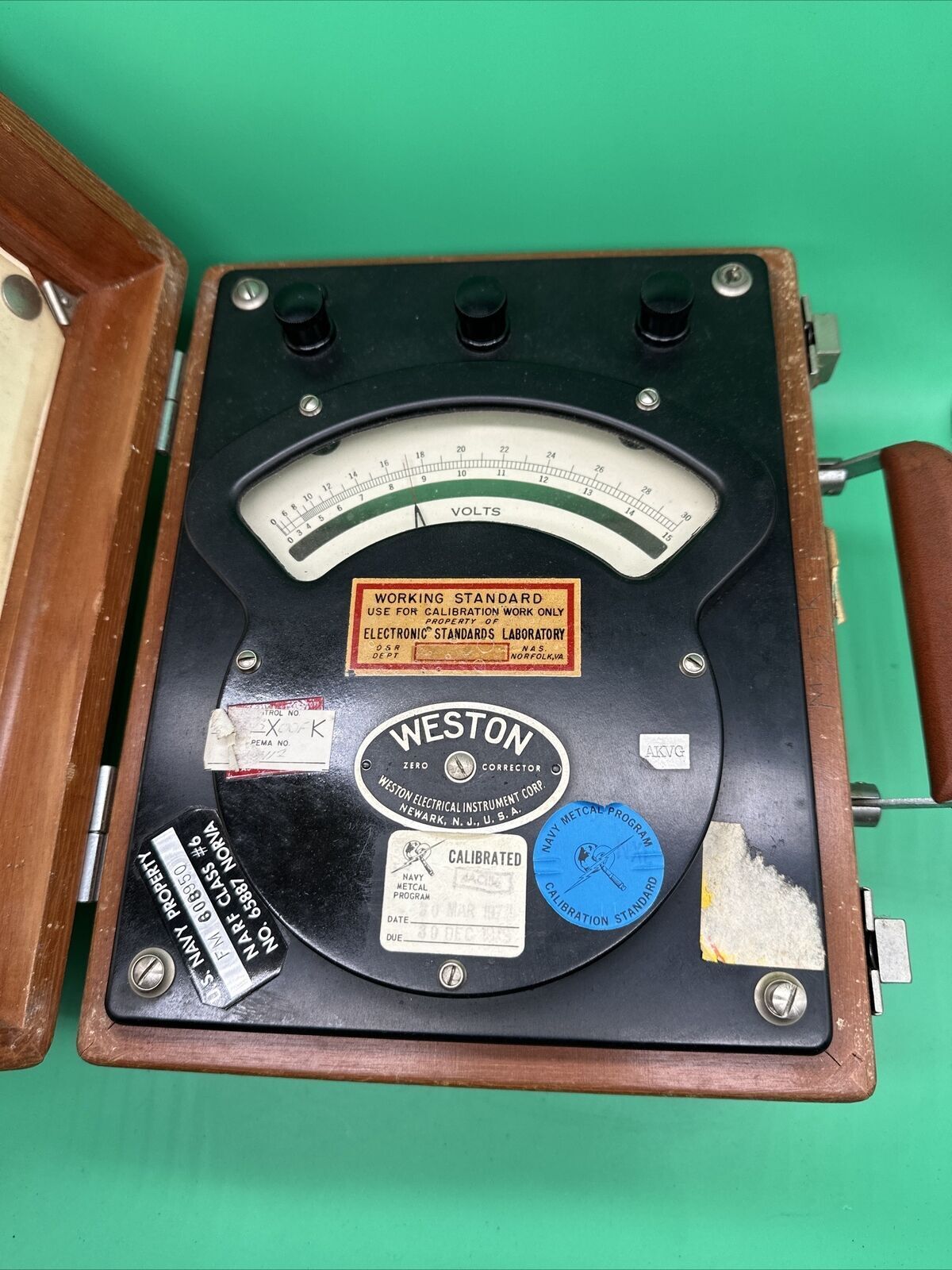 Vintage Antique Weston 1955 Model 341 AC Voltmeter  In Original Wooden Case