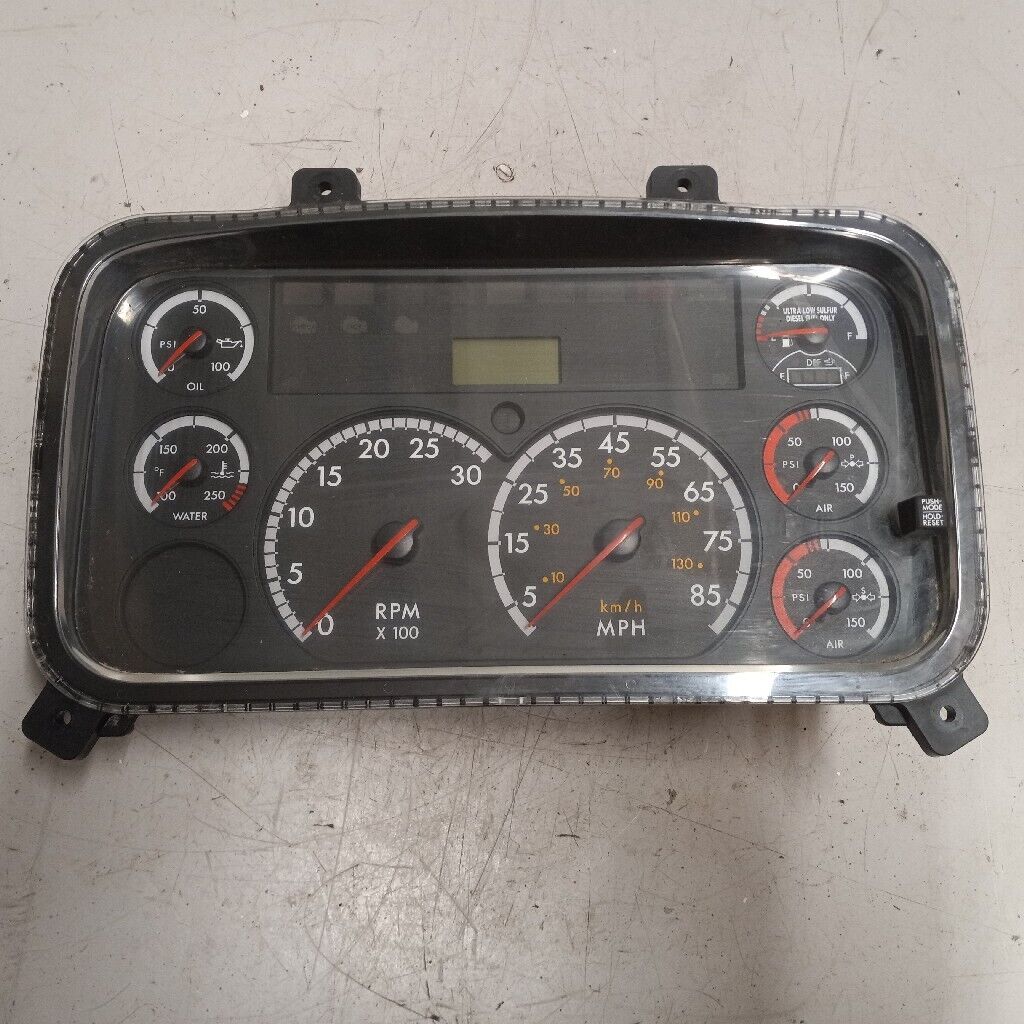 Used working Freightliner/Thomas Built bus/truck dash cluster. A22-66979-004, A2