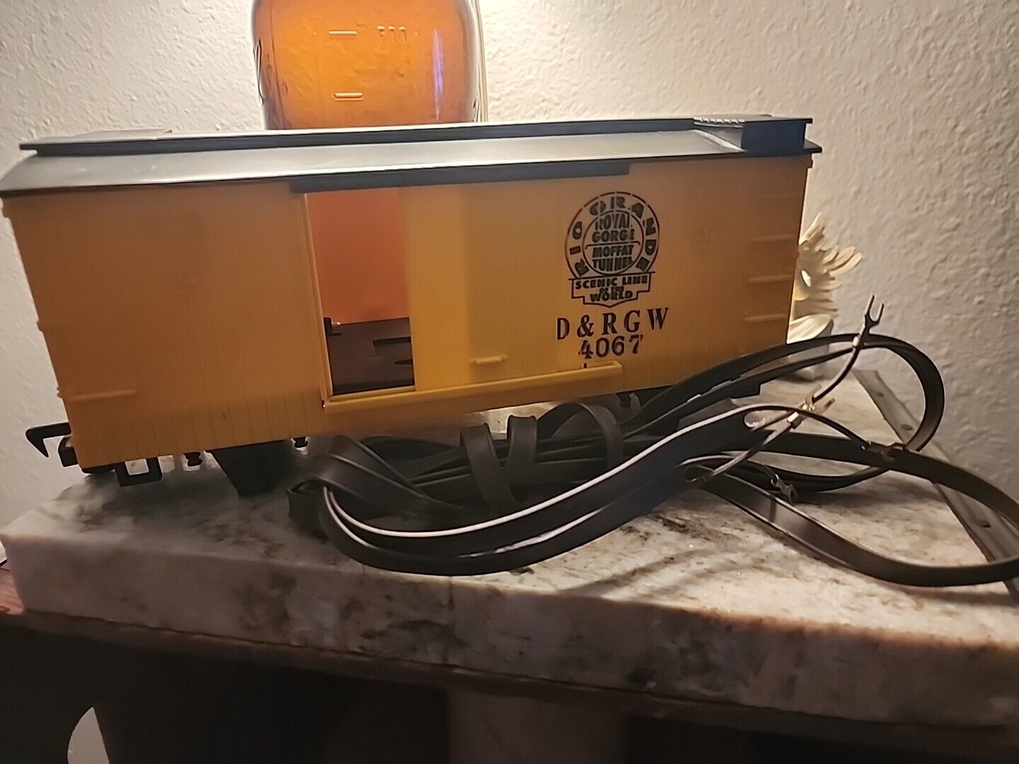 Rio Grande D & RGW Box Car  G-Scale Train FOR PARTS ONLY *SOLD AS IS* & WIRING