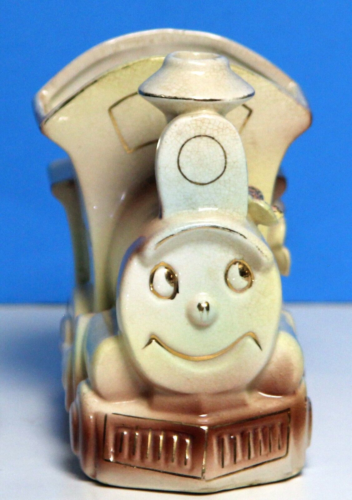 Vintage anthropomorphic ceramic train Engine planter Made in Japan Marked