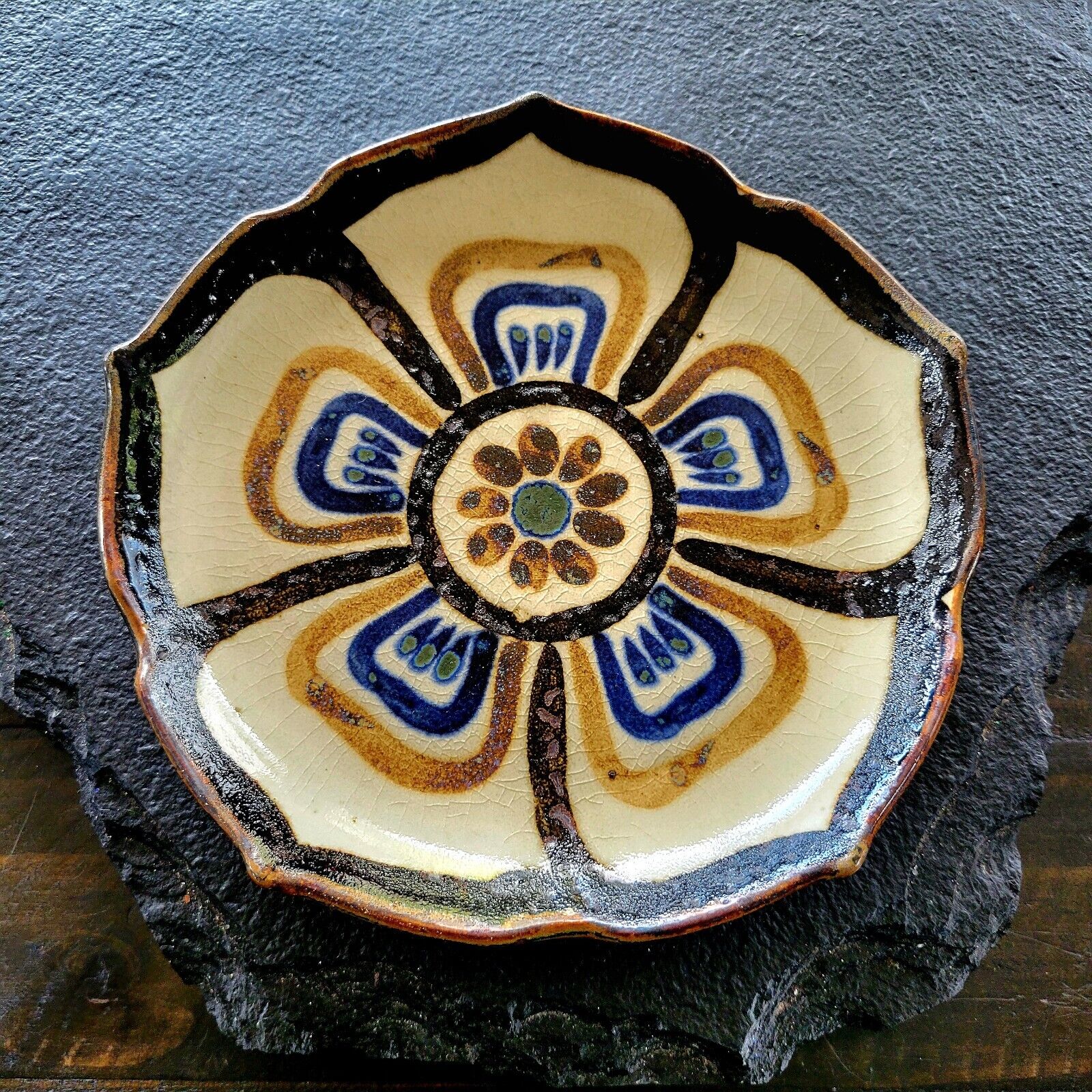 Vintage Ken Edwards El Palomar Mexican Tonala Pottery Lotus Plate 8\