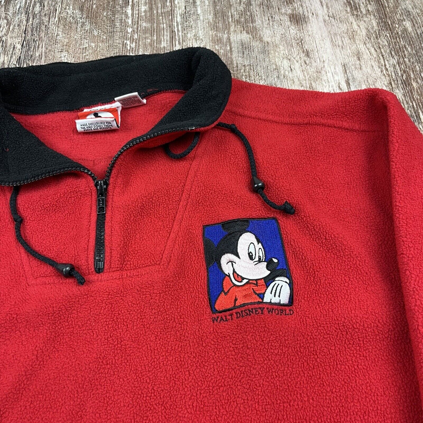Vintage Mickey Inc Mickey Mouse Fleece 1/4 Zip Sweatshirt M Red 90s Pullover USA