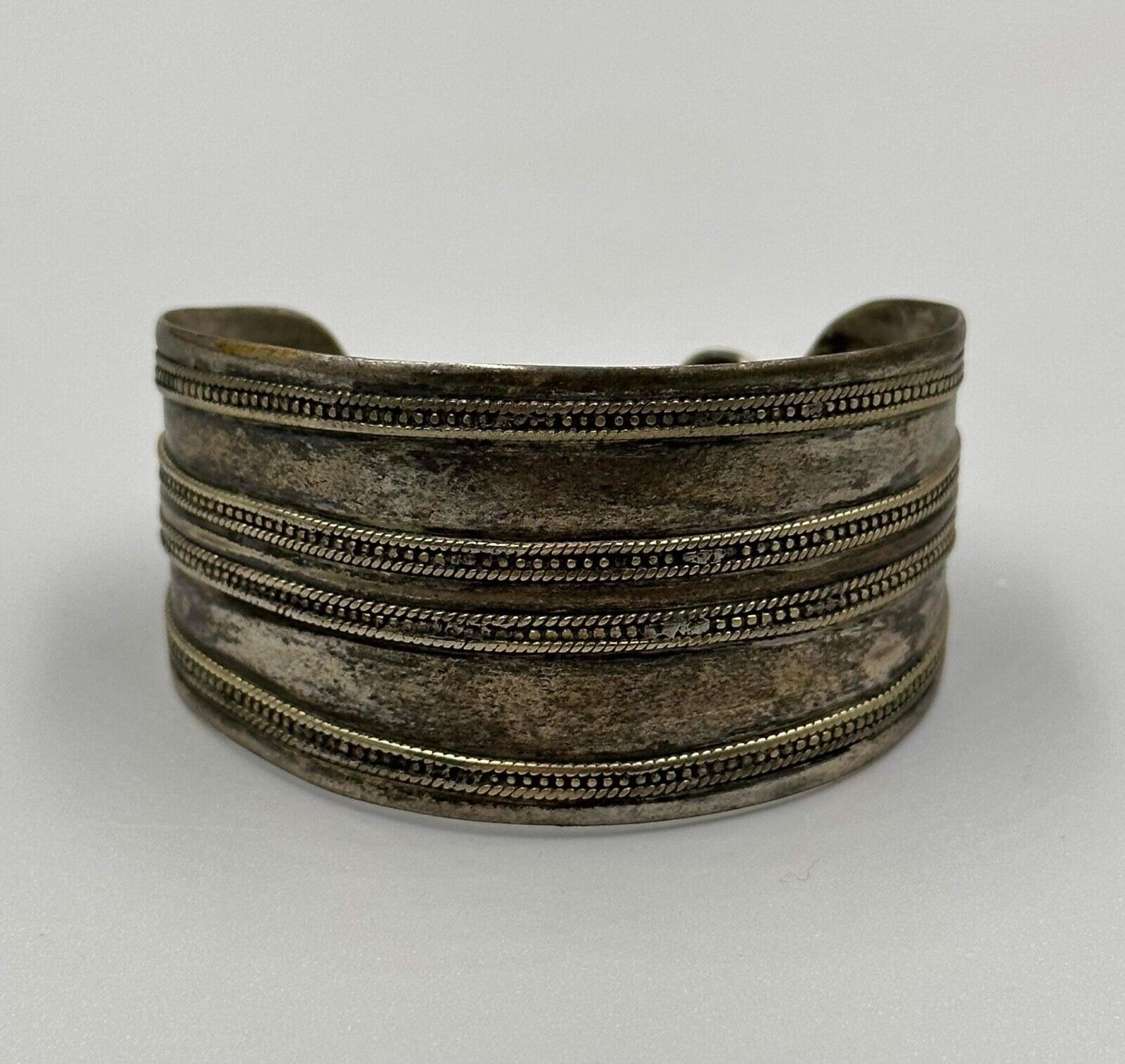 Wonderful unique Antique Afghanistan Stunning antique Silver bracelet