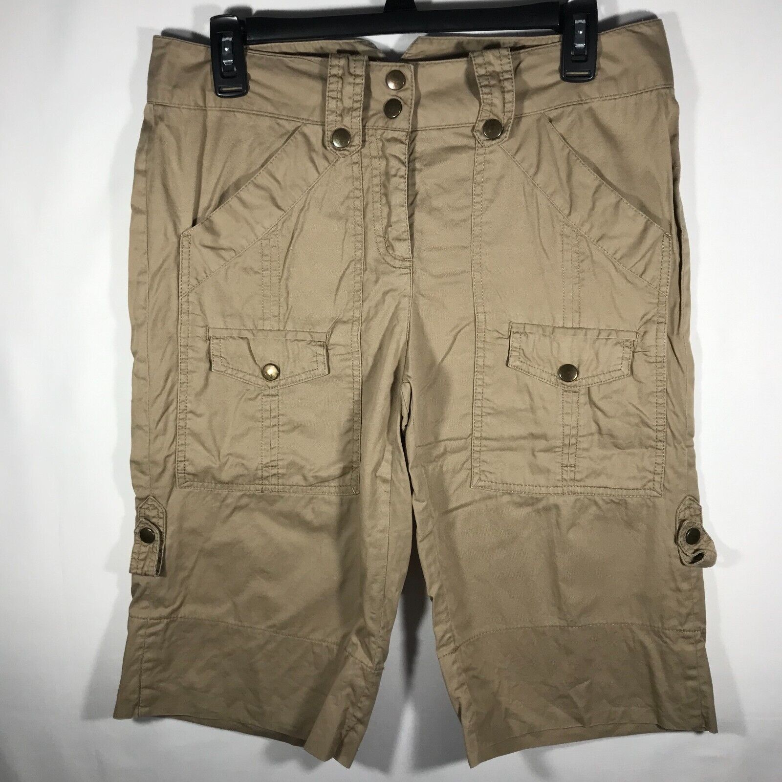 Bamboo Traders Shorts Women\'s Size 6 Tan Bermuda with Roll Tab