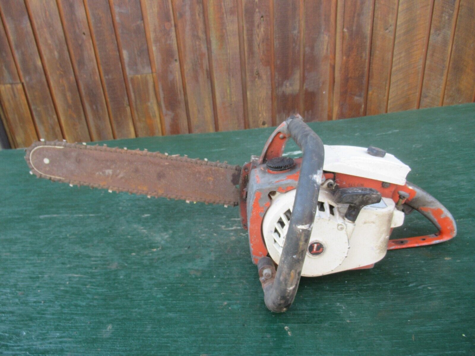 Vintage LOMBARD COMANGO Chainsaw Chain Saw with 16\