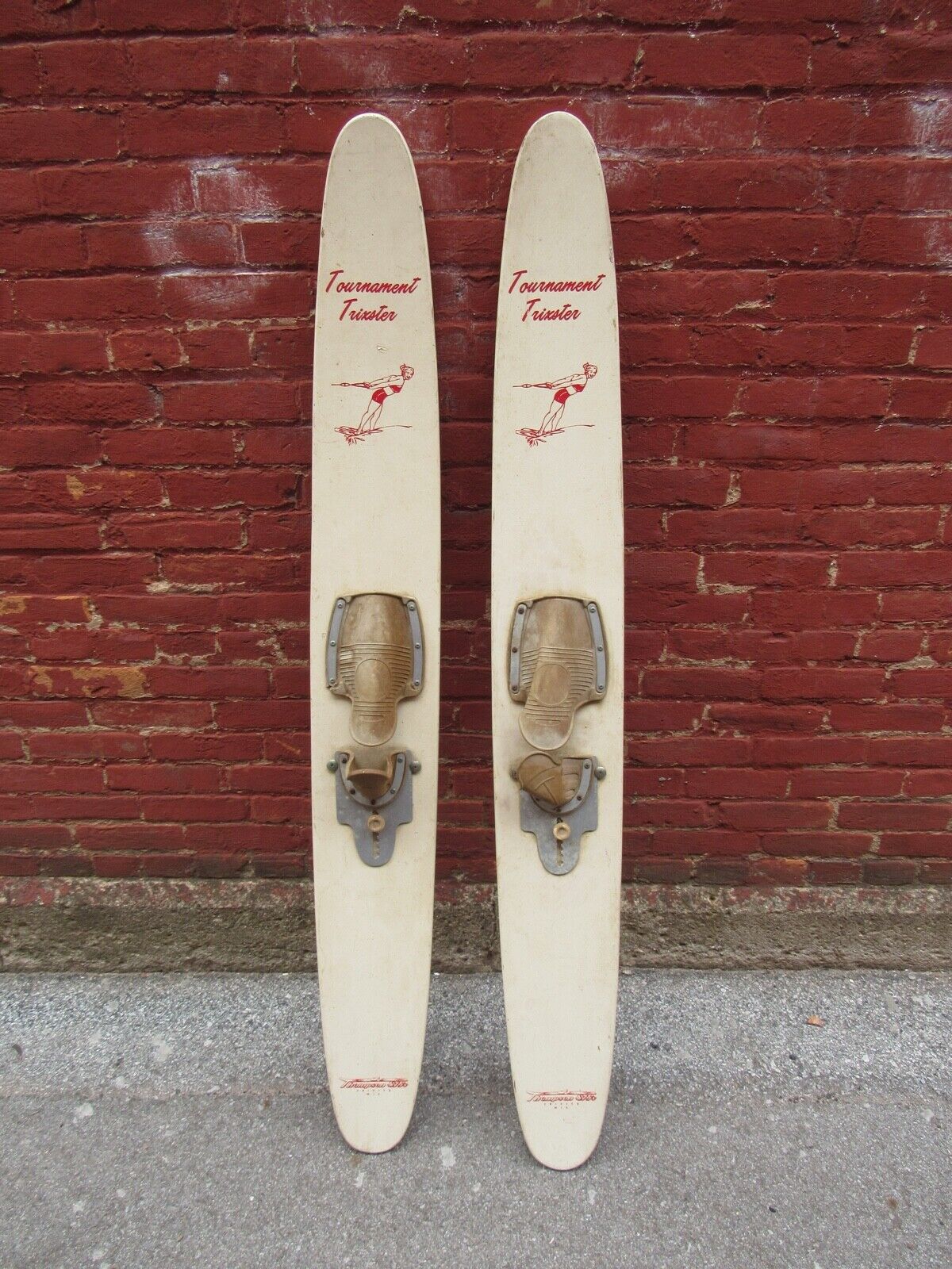 Vintage RARE TOURNAMENT TRIXSTER Wooden Water Skis Thomson Skis Crivitz, Wis.