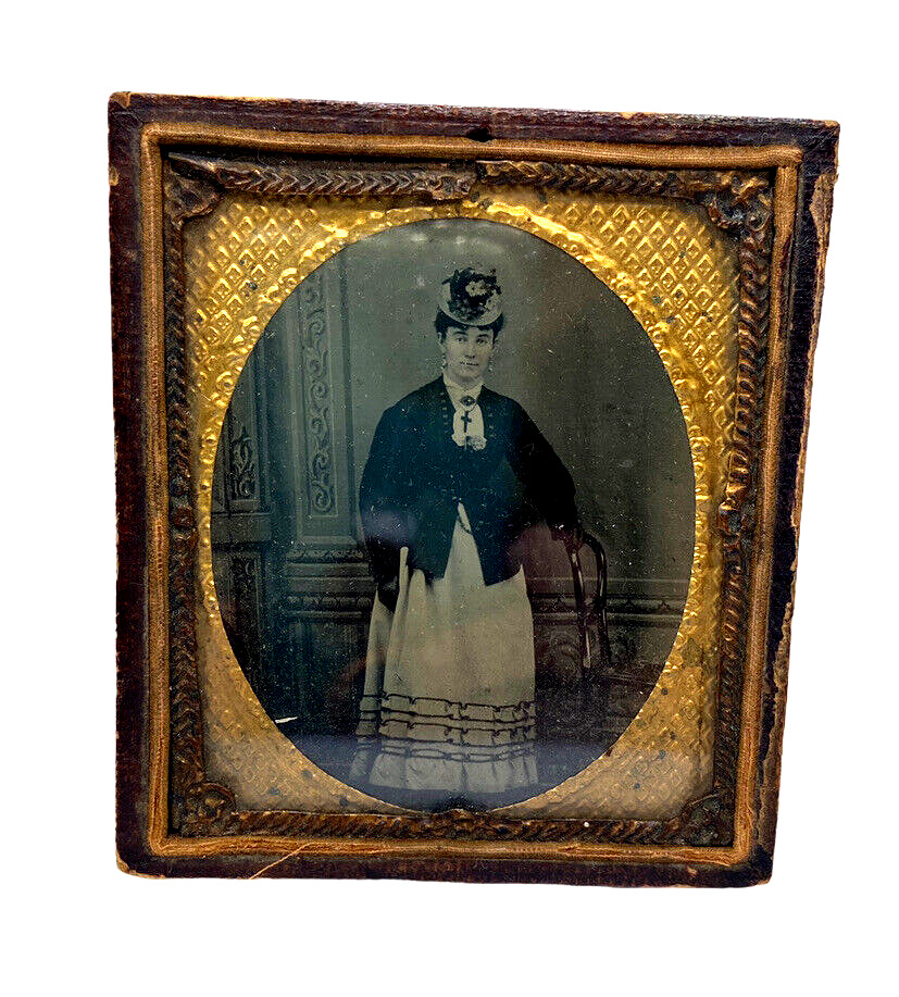 VTG AMBROTYPE Photo of a Proper Young Woman Girl Daguerreotype Case  1850s Gift