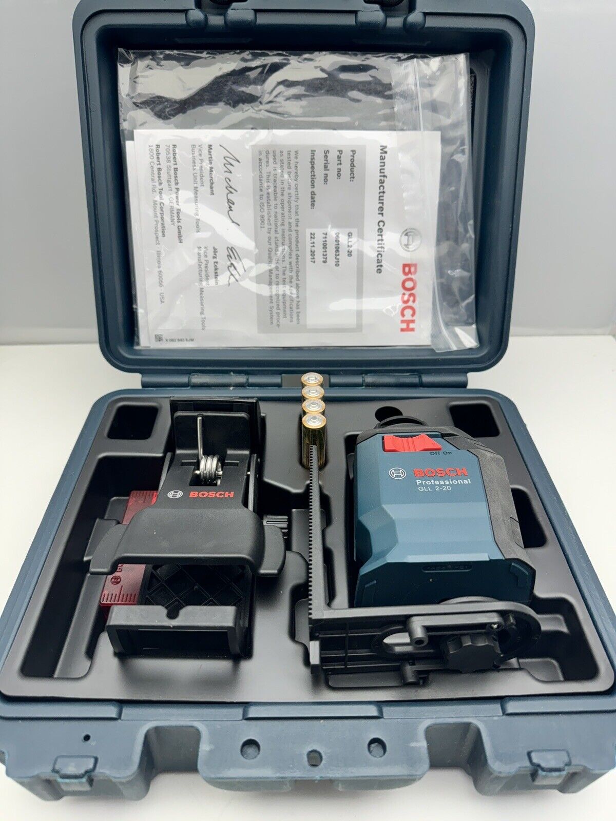 NEW Bosch GLL2-20 Self-Leveling 360 Degree Line and Cross Laser
