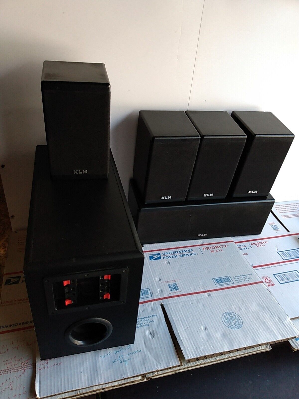KLH 9900 Audio System Satellite Series 5 Speaker Set With Subwoofer 