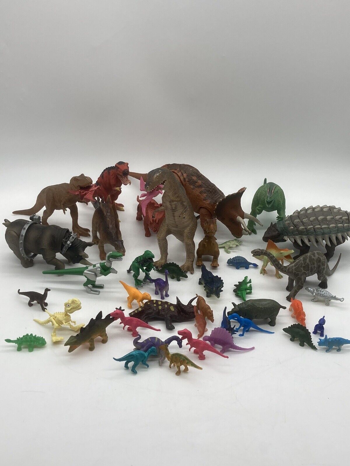 Lot Of 44 Plastic Dinosaur Toys Figurines Miscellaneous Mixed Lot Vintage To Now