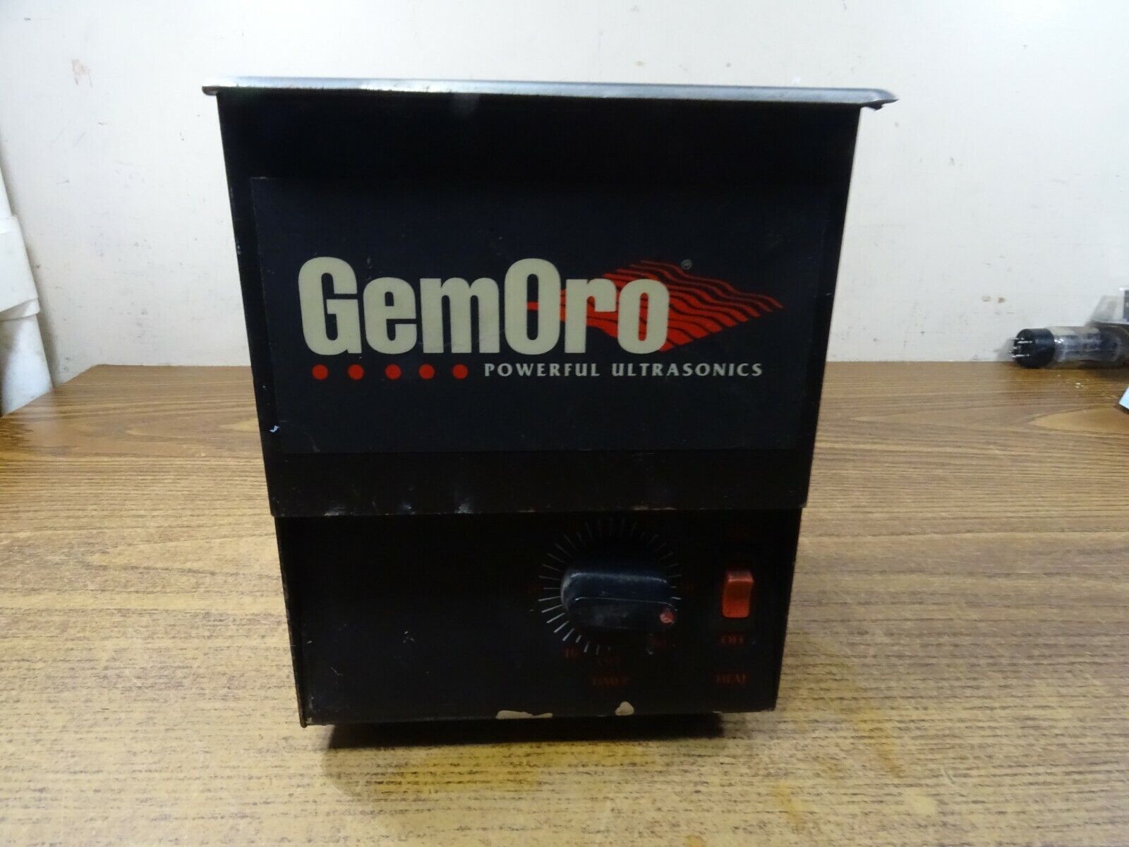 Gemoro Ultrasonic 2QT 2qth-1703. Not working