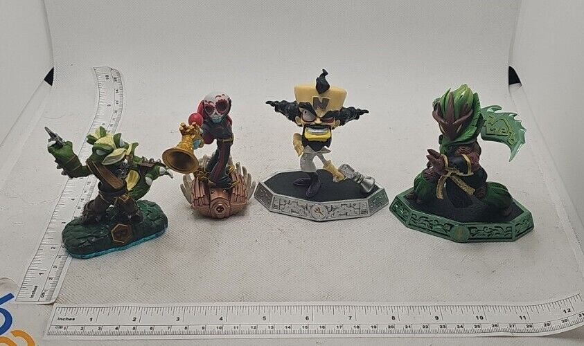 activision skylanders action figures lot of 4 figurines untested