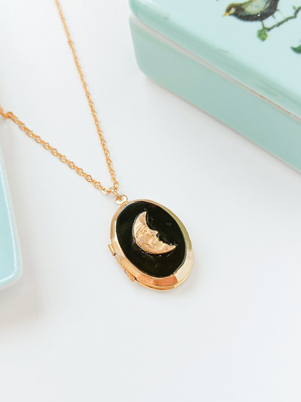 Vintage 80s locket with moon, gold-plated locket for two photos.