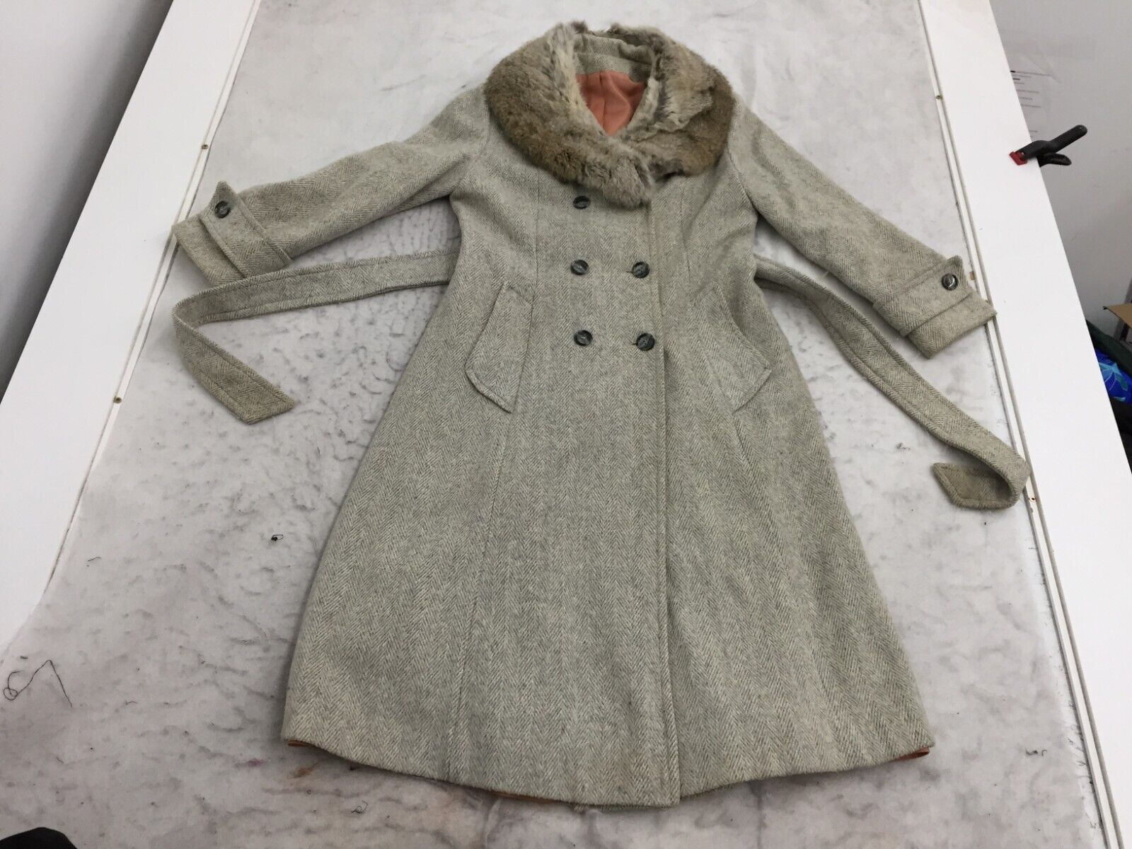 VTG Sears The Fashion Place Wool Rabbit Coat Womens 12 Beige Herringbone Button