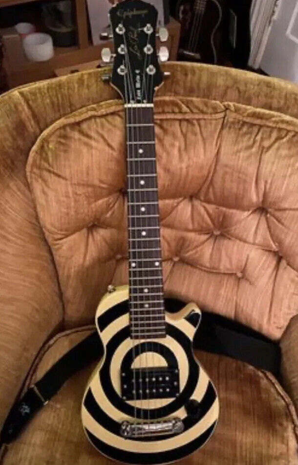 Epiphone Zakk Wylde Les Paul Pee-Wee Mini Bullseye Guitar