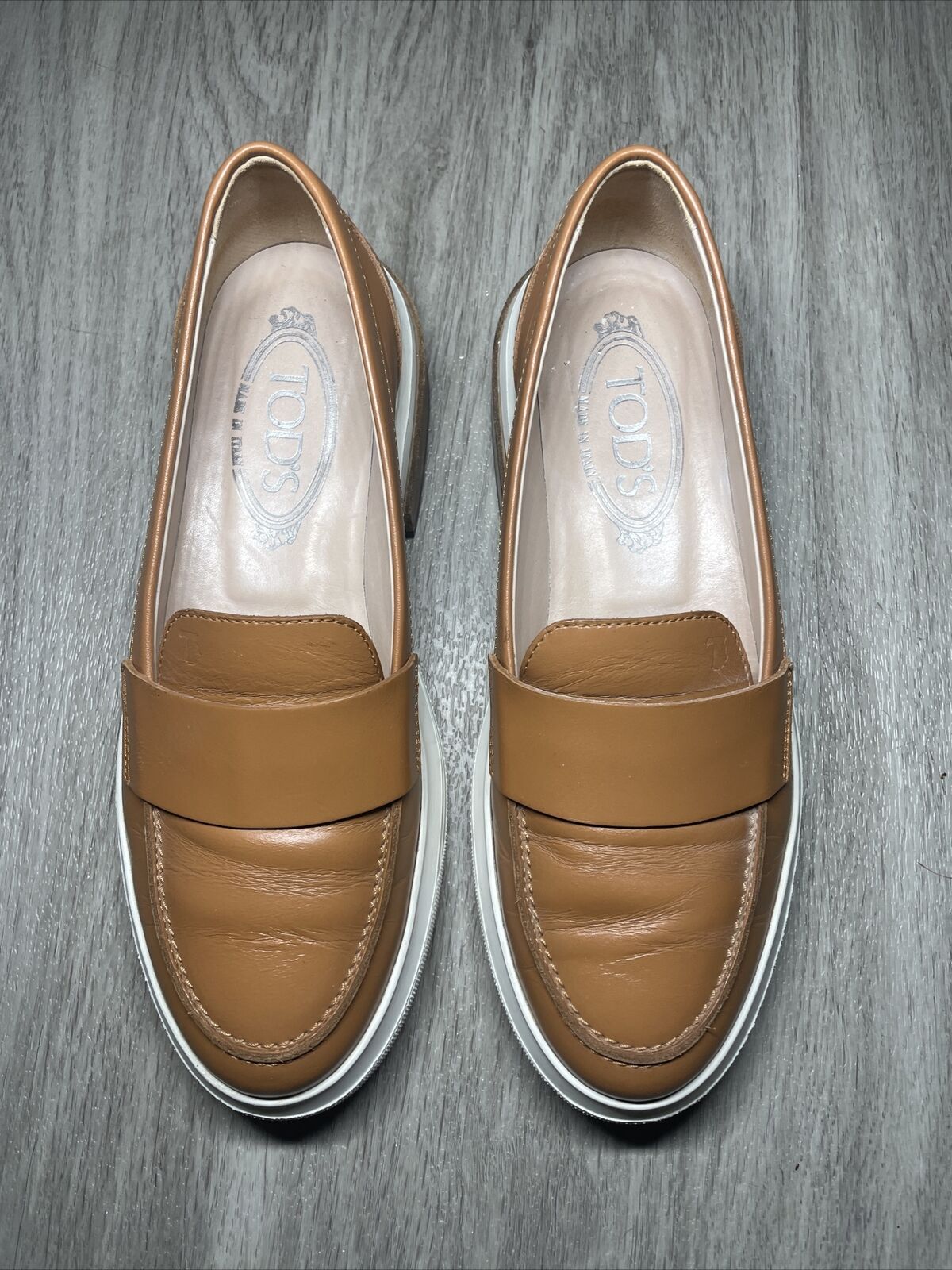 TOD’S Women Tan Leather Slip-On Loafers EURO 36/ US 5
