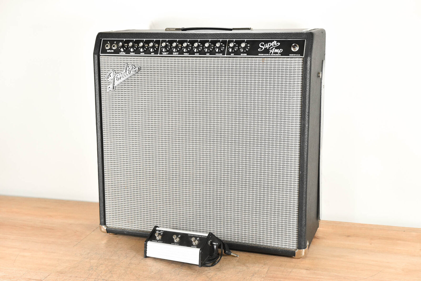 Fender Super Amp 2-Channel 60W 4x10\