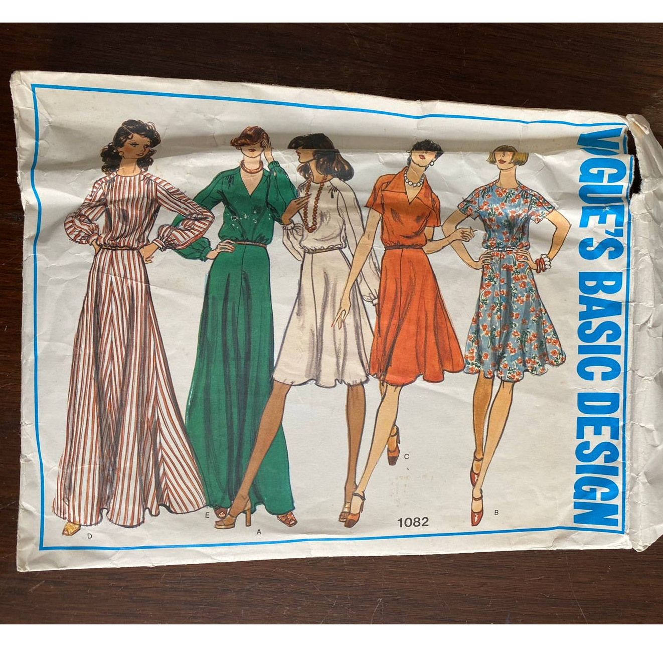 Vintage Vogue 1082 Pattern Basic Design Size 8 Dresses