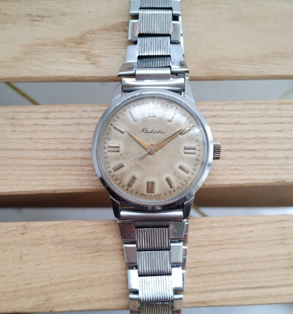 Vintage Soviet wrist watch Raketa 2609 HA mechanical 19 jewels USSR 80s