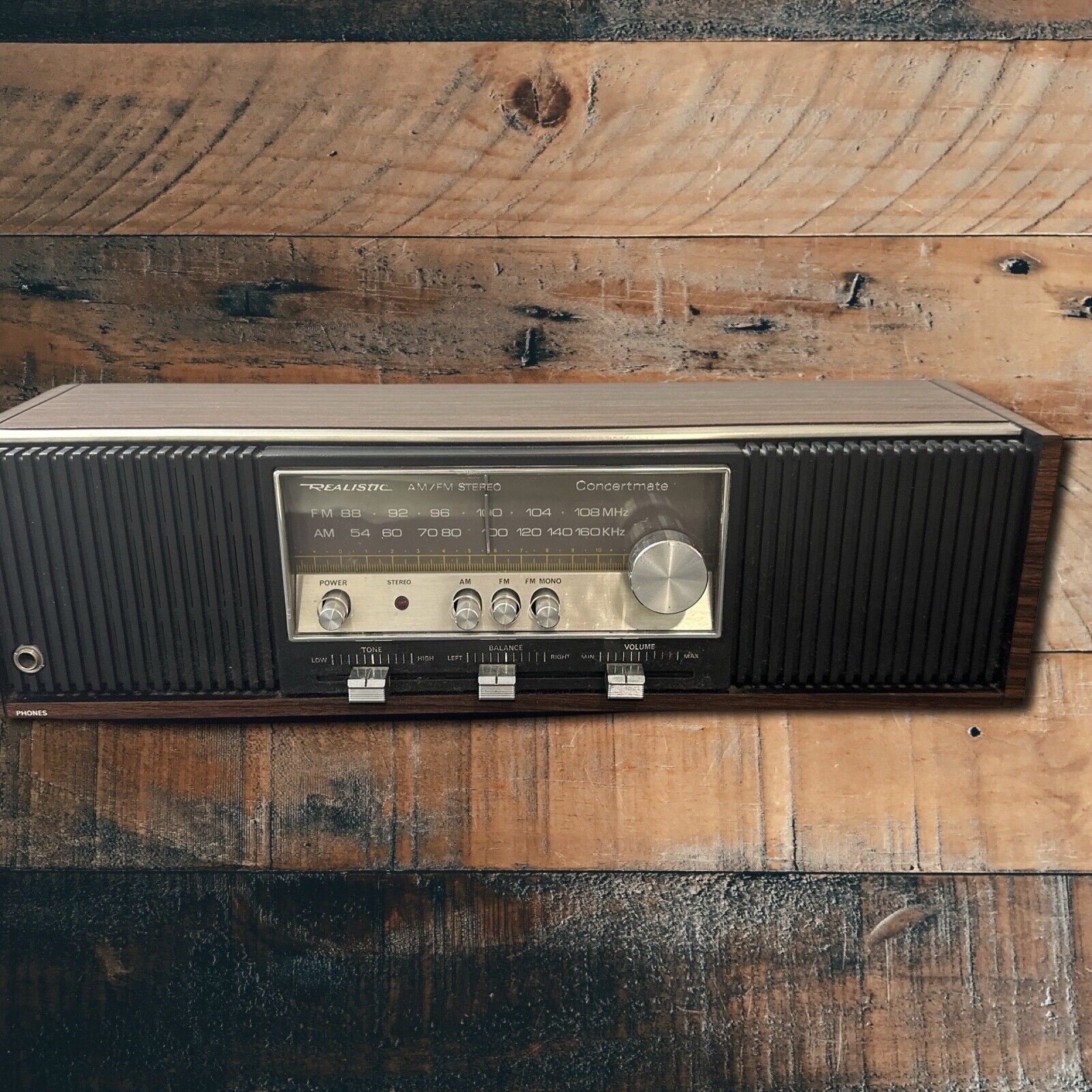 Vintage Realistic Concertmate Stereo Radio 12-680 Tested/Works