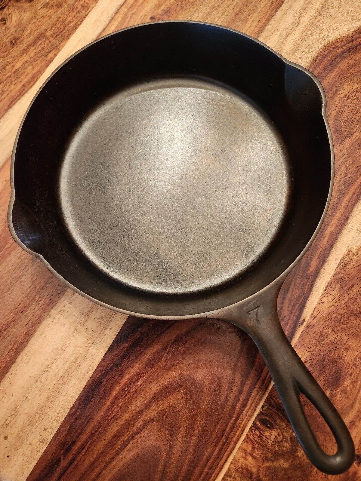 Griswold Cast Iron Skillet, No. 7, LBL, Erie, PA. USA, 701, MM \