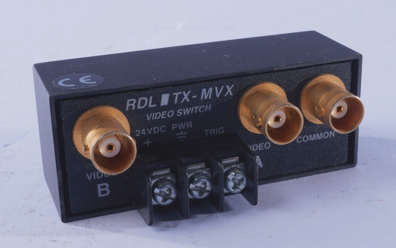 Radio Design Labs (RDL) TX-MVX 2x1 Manual Remote Controlled Video Switch