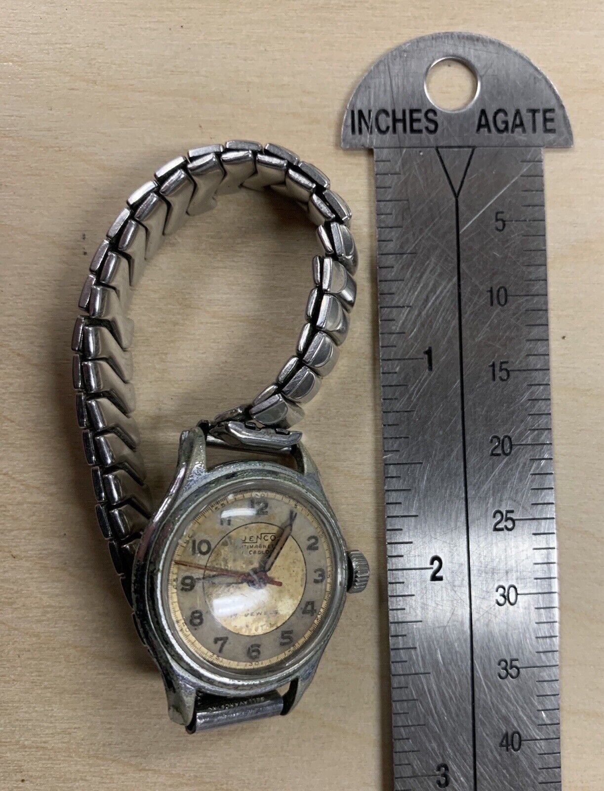 Vintage Jenco Wristwatch With Stretchy Band