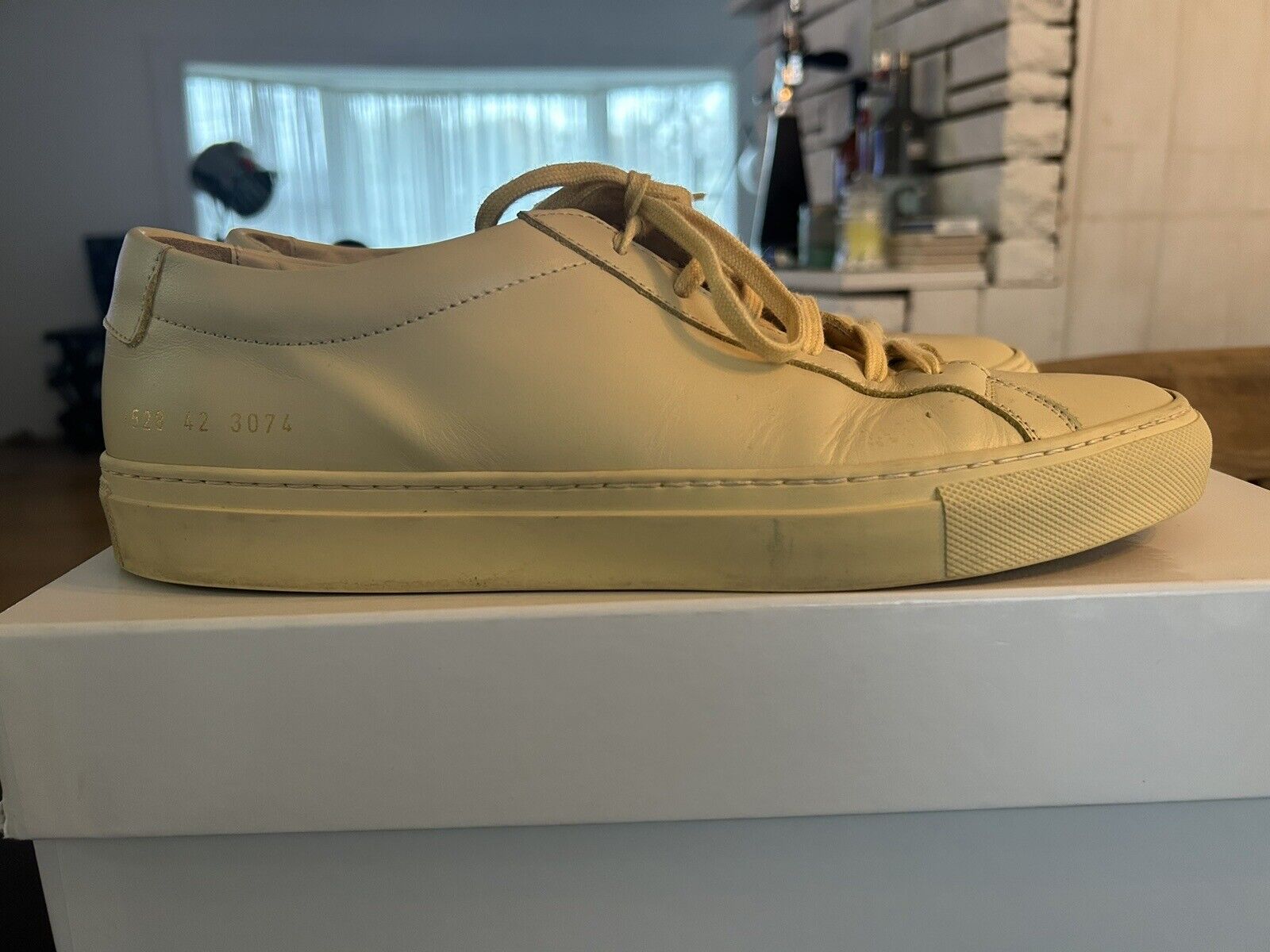 Common Projects Achilles Low 42 Yellow