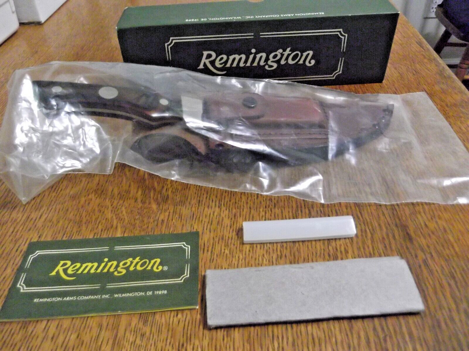 REMINGTON R 6 Skinner Fixed Blade Knife 1994 CAMILLUS NEW in Box 1 of 1000 USA