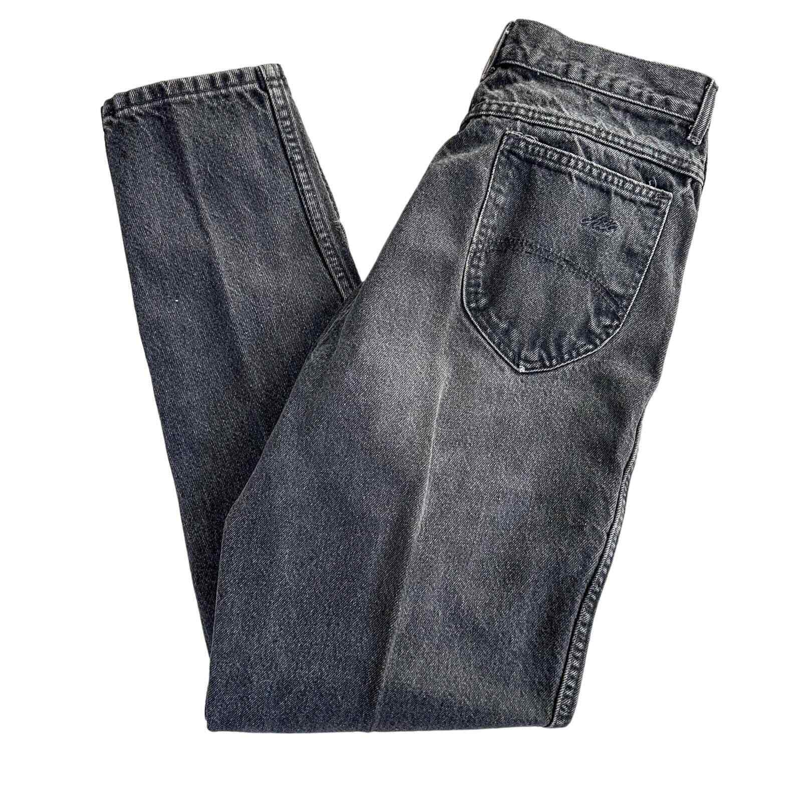 Chic Vintage 1980s Mom Jeans Tapered Leg Denim High Waisted Black