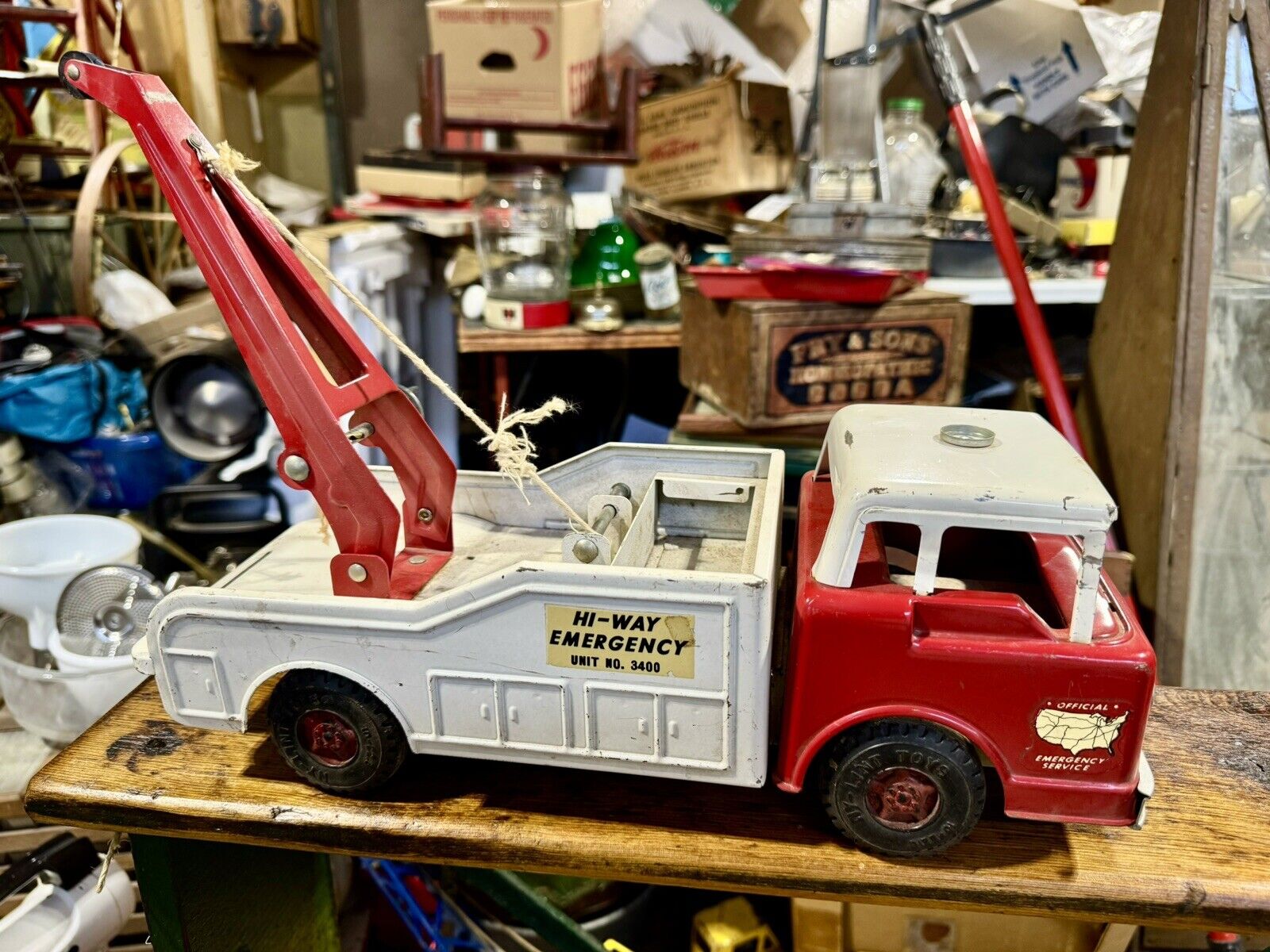 Vintage Nylint Hi-Way Emergency Wrecker Truck No 3400