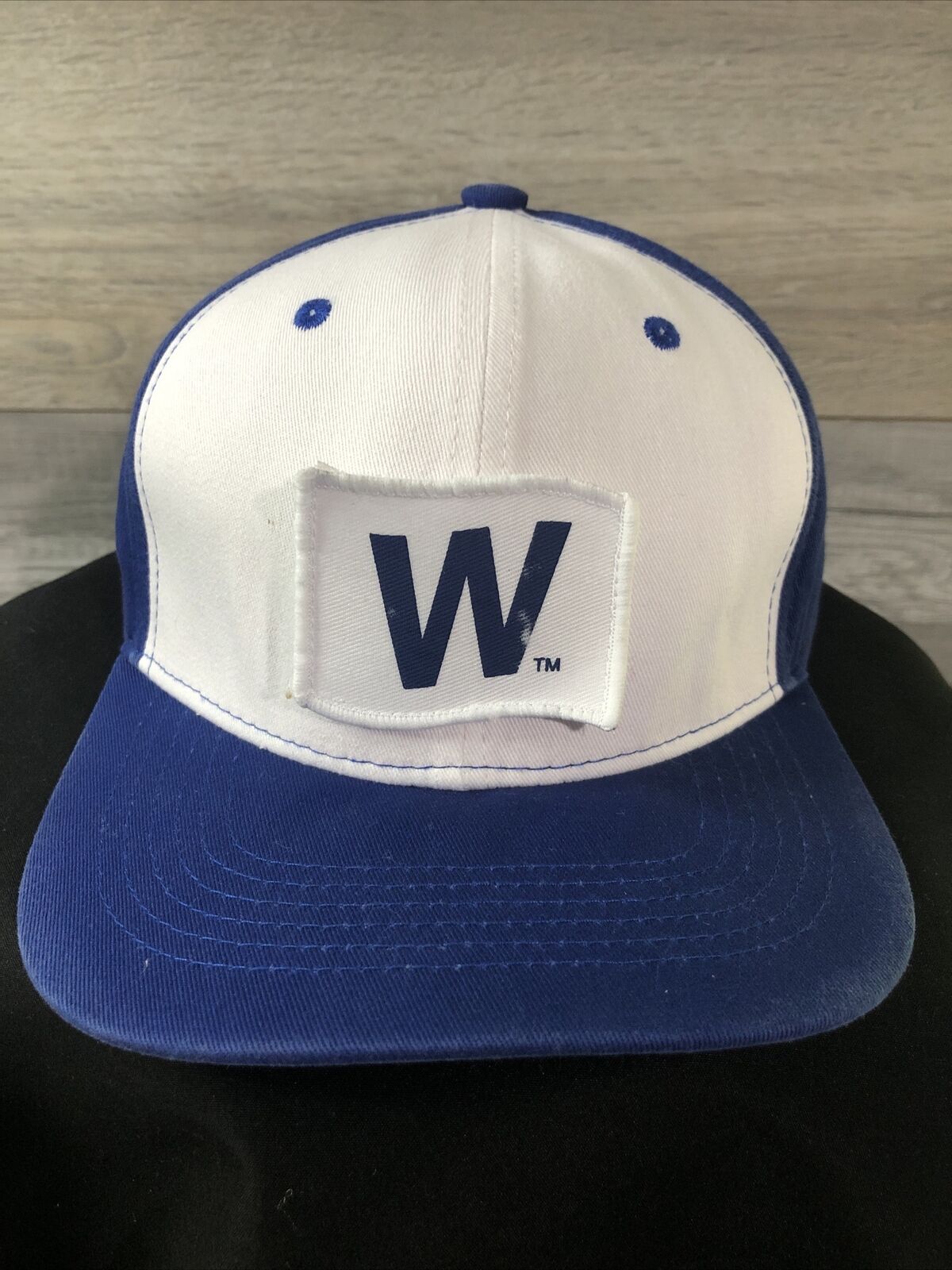 Chicago Cubs Baseball Hat Budweiser Wrigley Giveaway changeable with patch