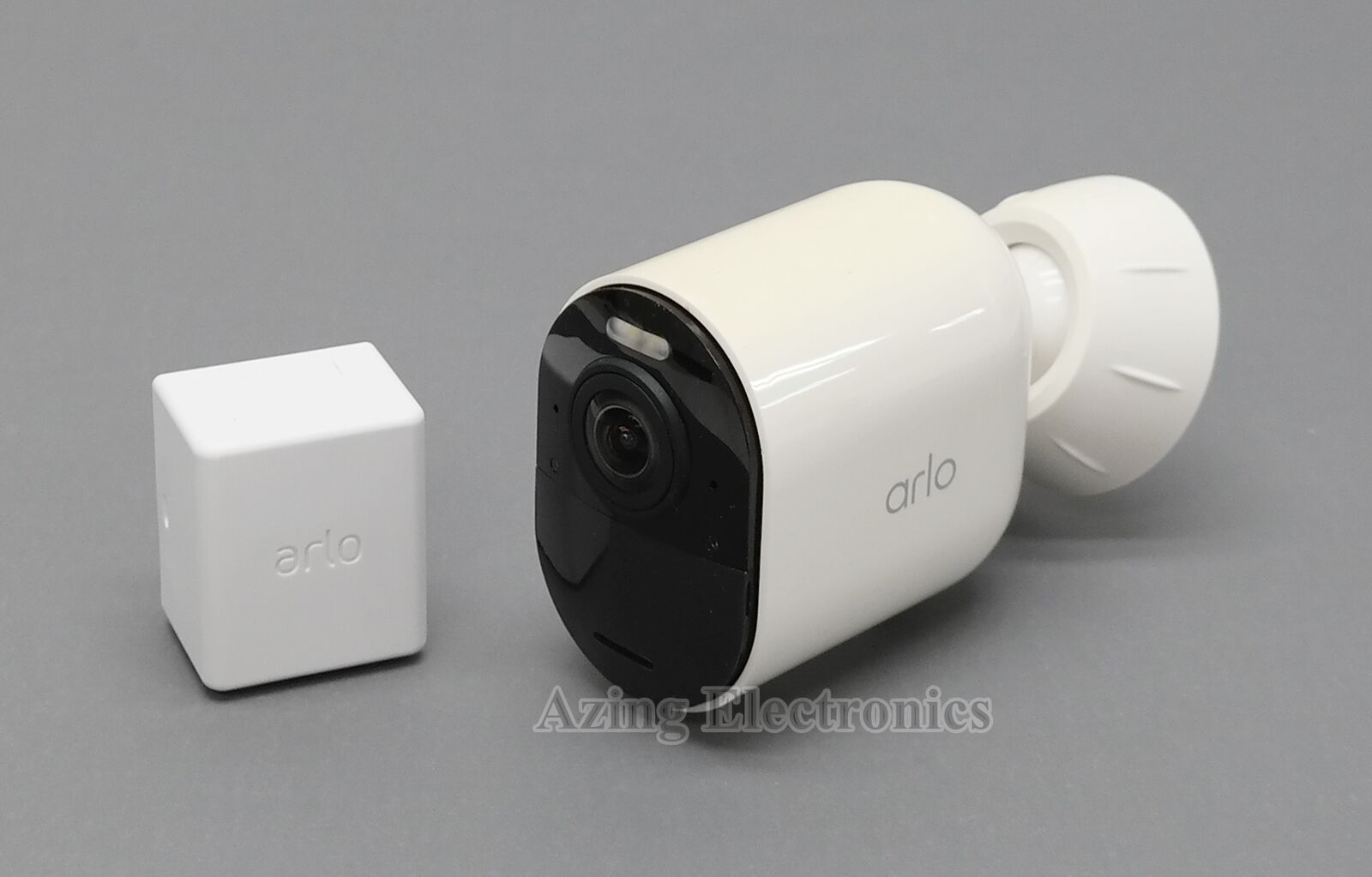 Arlo Ultra VMC5040 4K Ultra UHD Wire-Free Security Camera