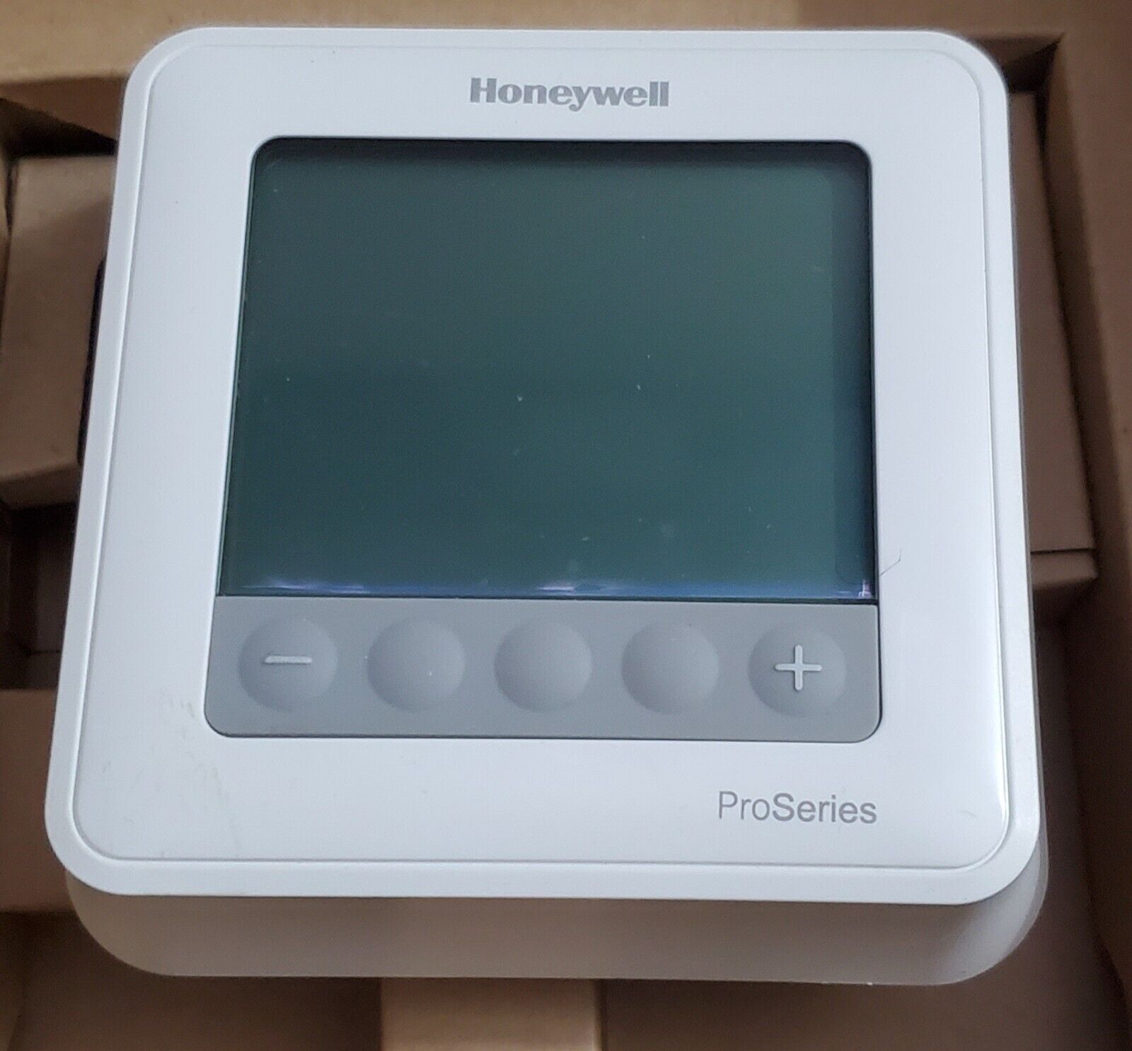 Honeywell Home T6 Pro Programmable Thermostat TH6220U2000