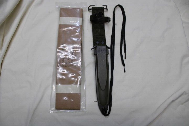 US Military Issue IMPERIAL M6 Knife Bayonet with M8A1 Scabbard  Set C6A