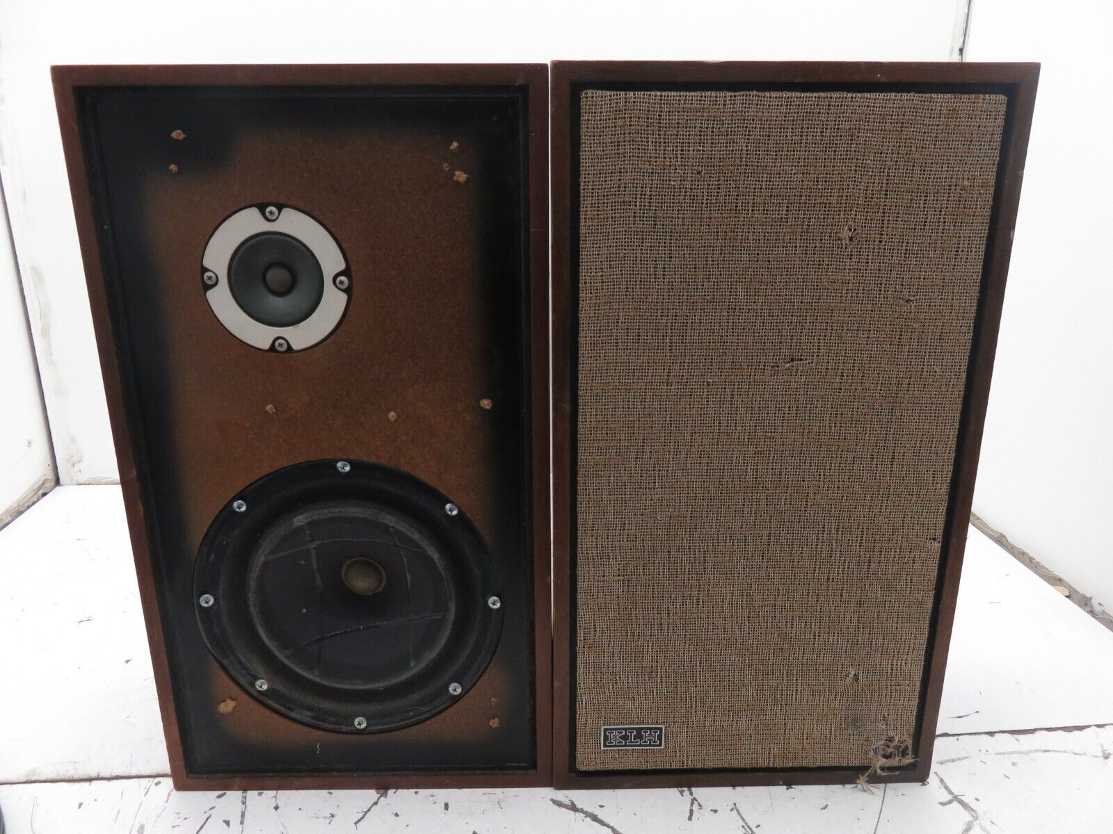 Pair of Vintage KLH Model Thirty-Two Model 32 Speakers