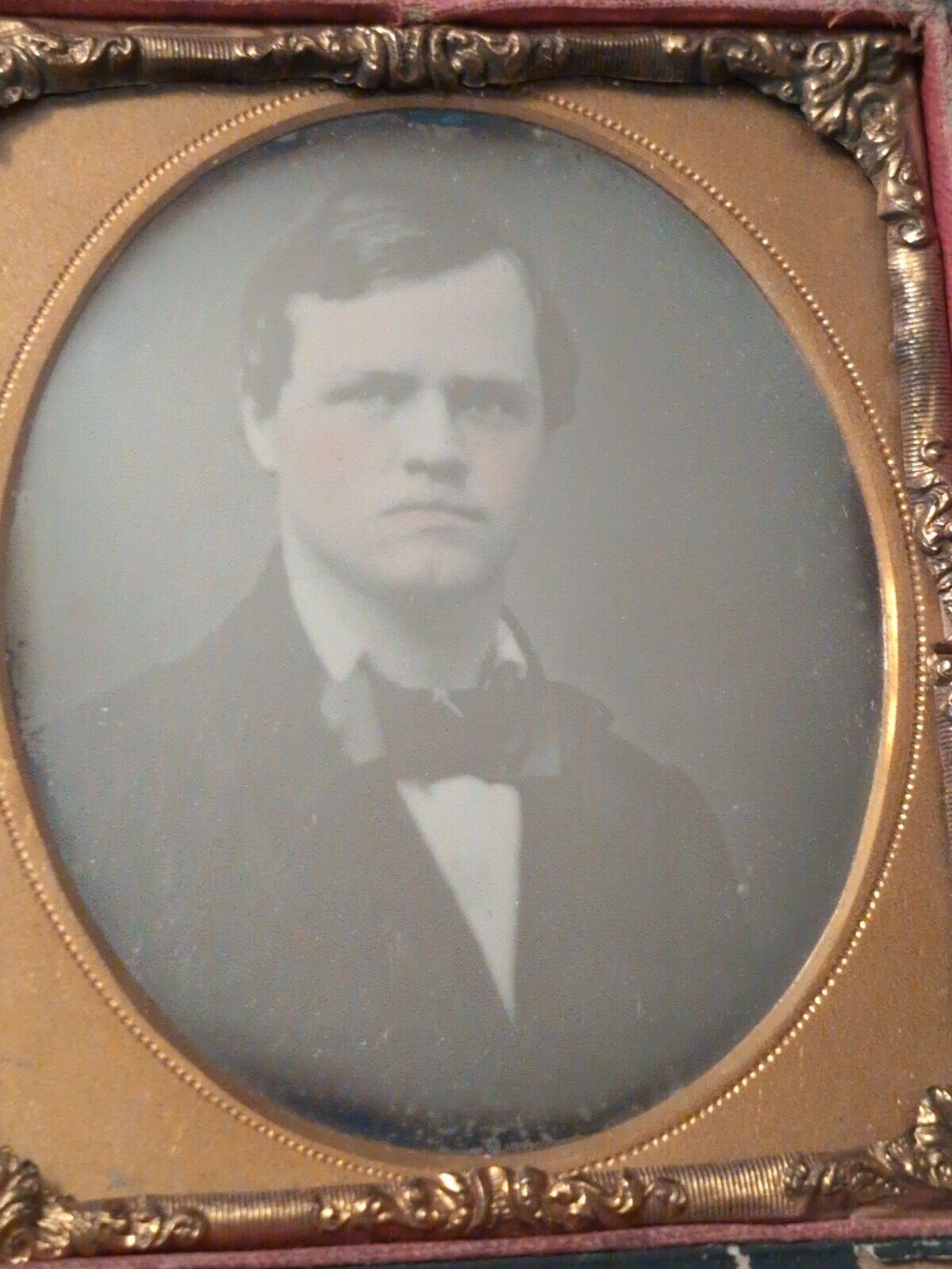 Confident Young Gentleman Daguerreotype Dag Photo Tinted Antique American Sixth