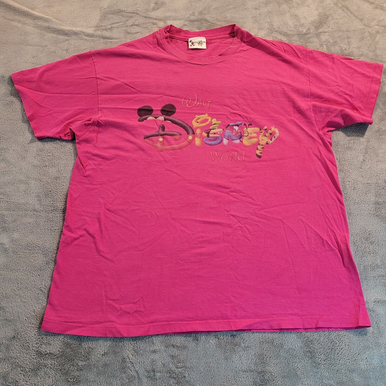 Vintage Walt Disney World T-Shirt Single Stitch Mickey Pooh Mens Size XL Pink