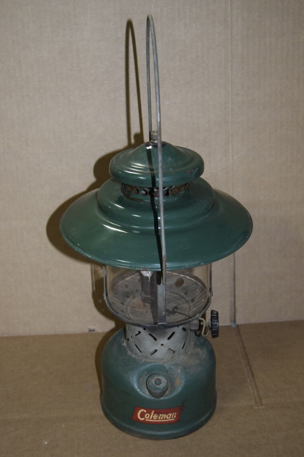 Vintage COLEMAN 1952 Green Big Hat Dual Mantle Lantern