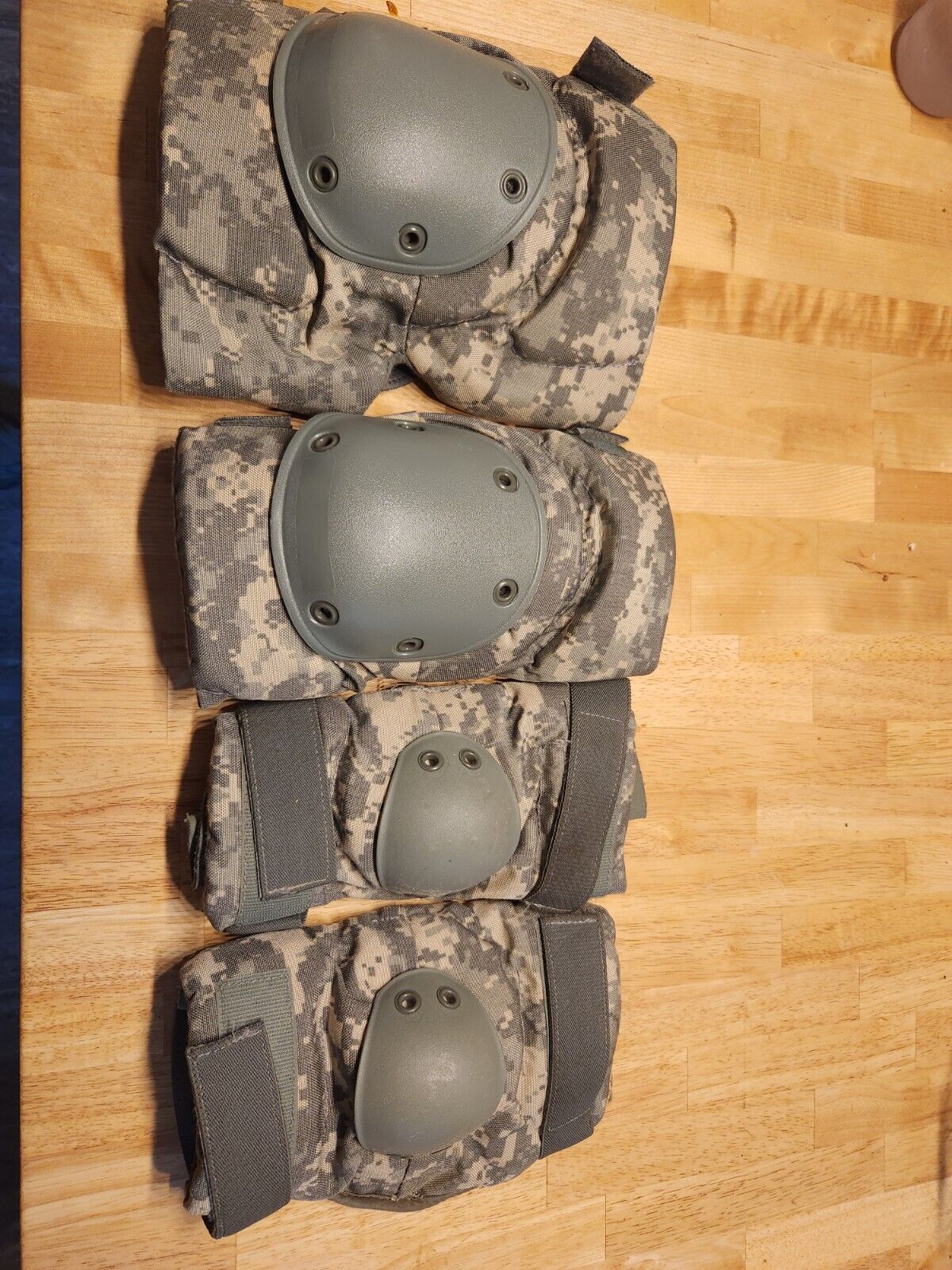US Army Military Tactical Knee & Elbow Pads  New USGI Digital Camouflage Large