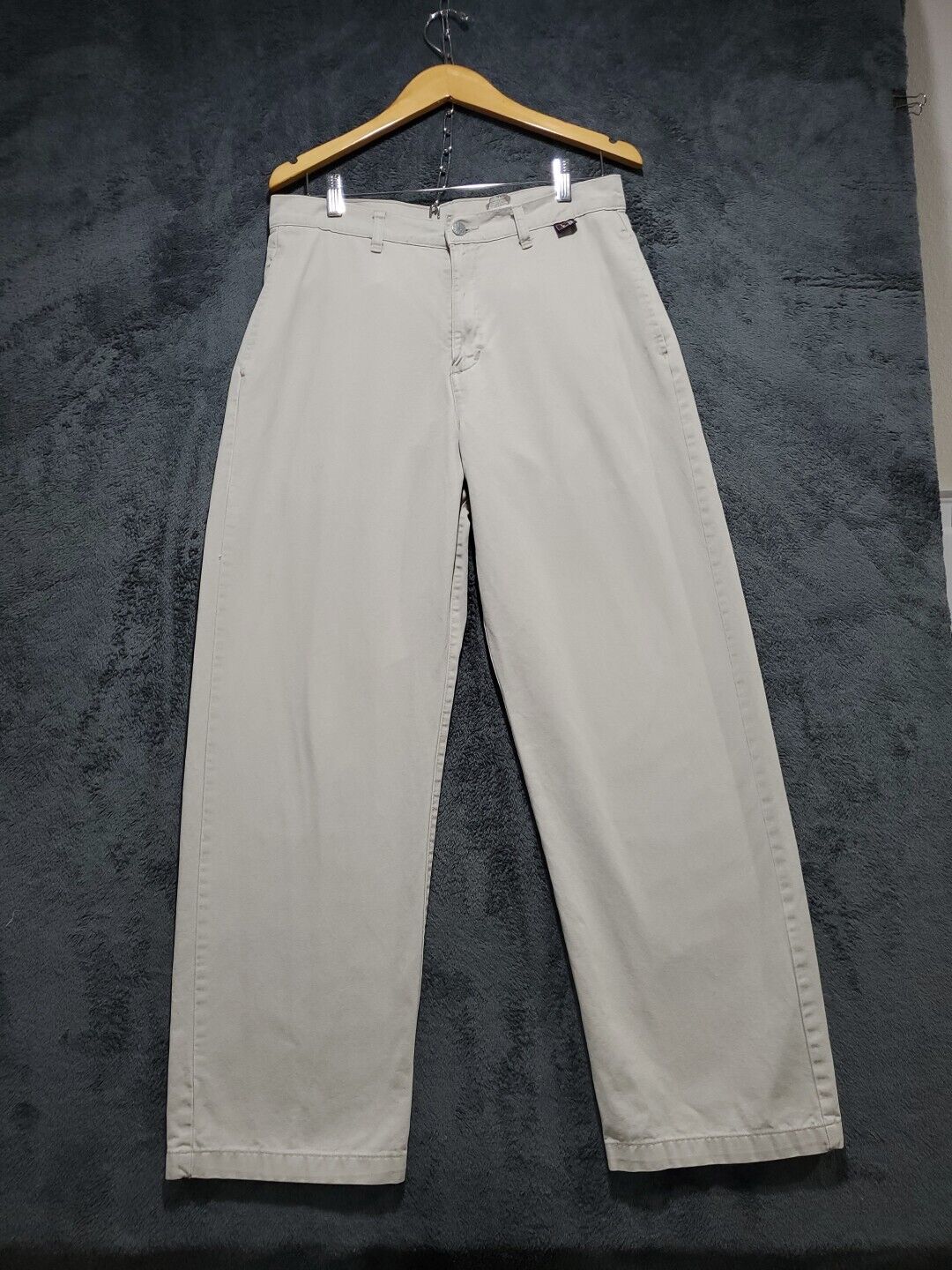 Vintage Levis 1998 L2 Khaki Pants Mens W31 x L32 Beige Tan Loose Fit 90s Y2K