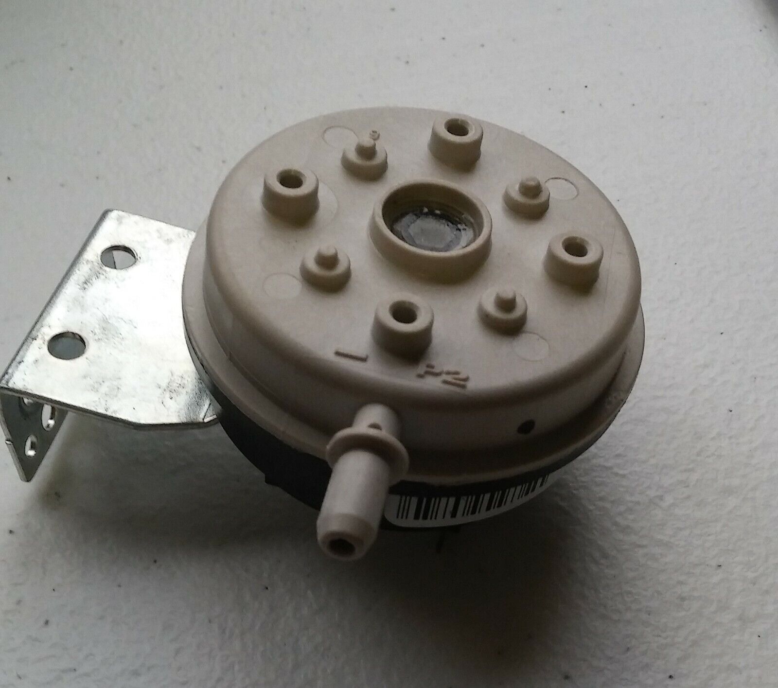Honeywell 67K3001 Pressure Switch for Lennox Furnace .55\