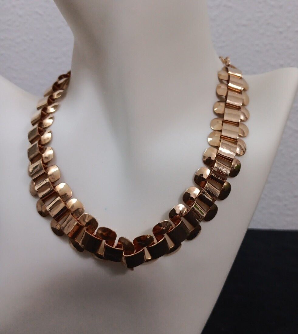 VTG 1980s Style Golden Choker Necklace. 15 In Large.