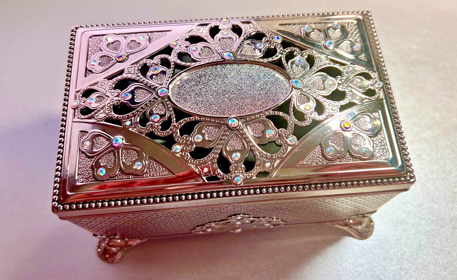 Things Remembered Anastasia Silver Clad Musical Jewelry Box w Swarovski Crystals