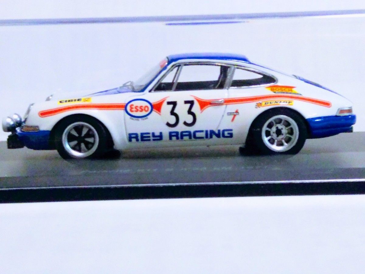 Rare  unused  Spark model Porsche 911 S Racing n 33 Le Mans 1971 1/43