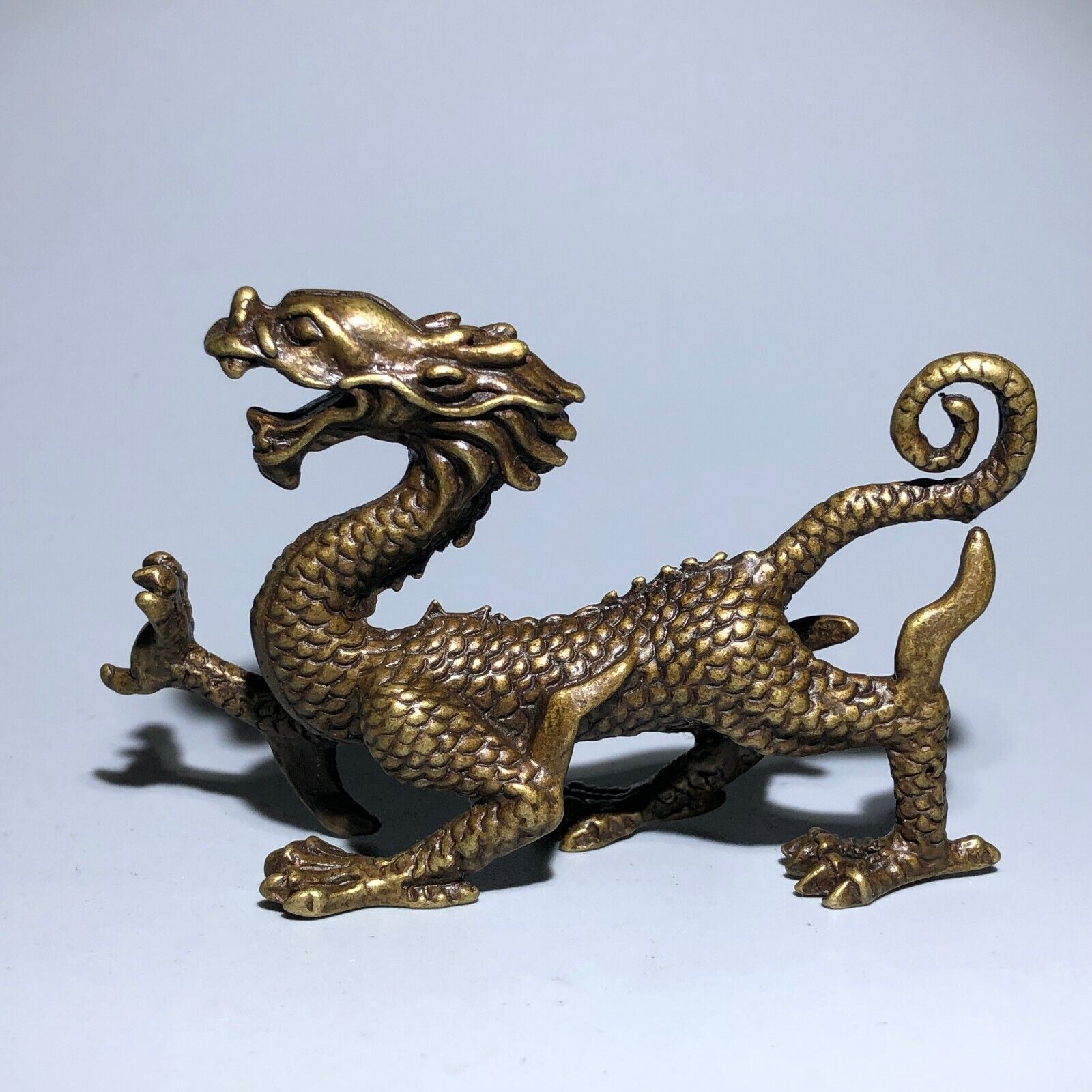 Chinese Old Vintage Solid Brass Handwork Collectible Dragon Ornament Statue