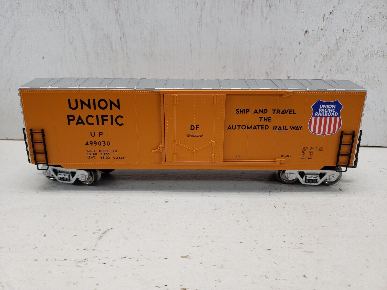 KBL Union Pacific Modern Steel-Sided Reefer #499030 Lionel 6-21640