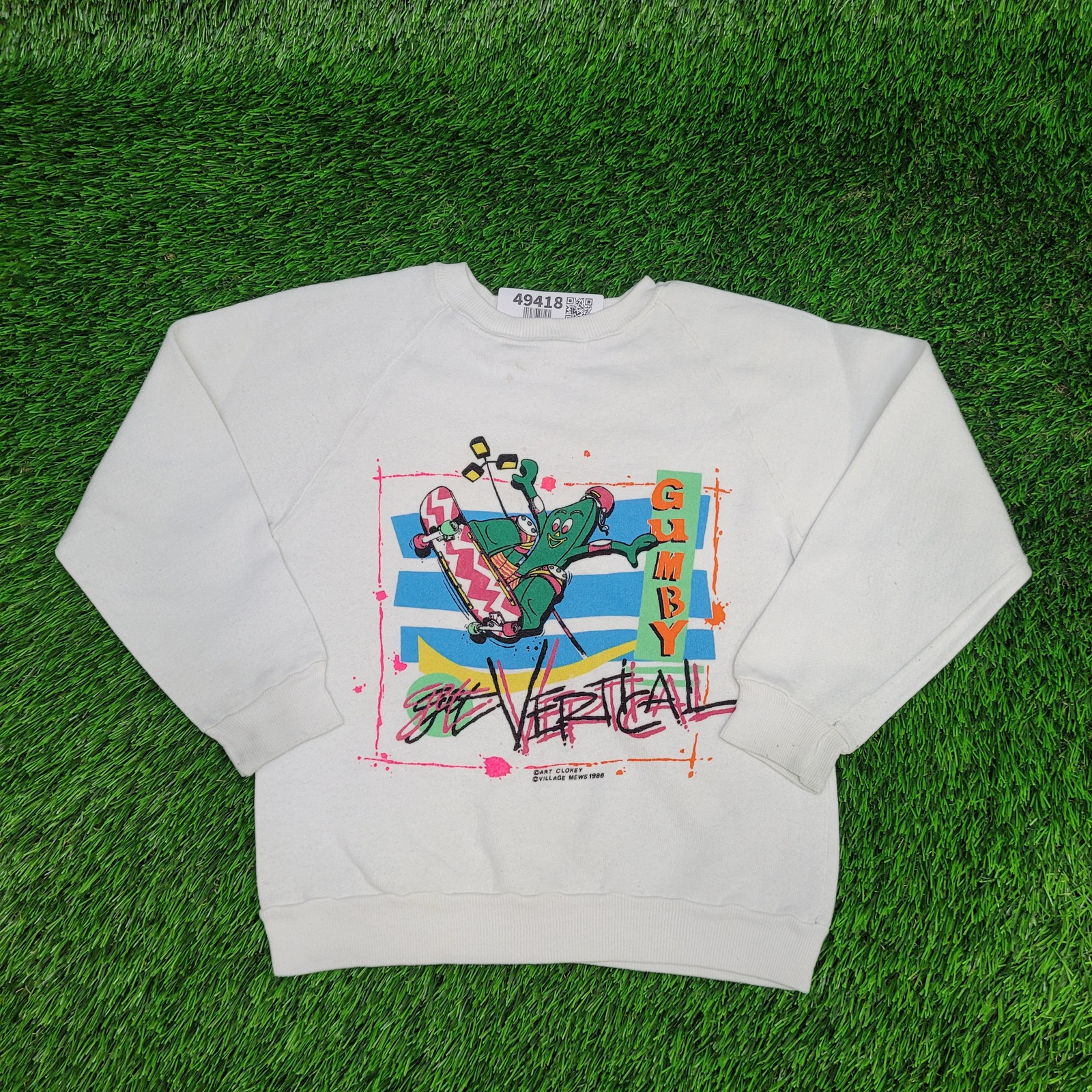 Vintage 1986 Cool Gumby Skateboard Raglan Sweatshirt Teens Small White Colorful