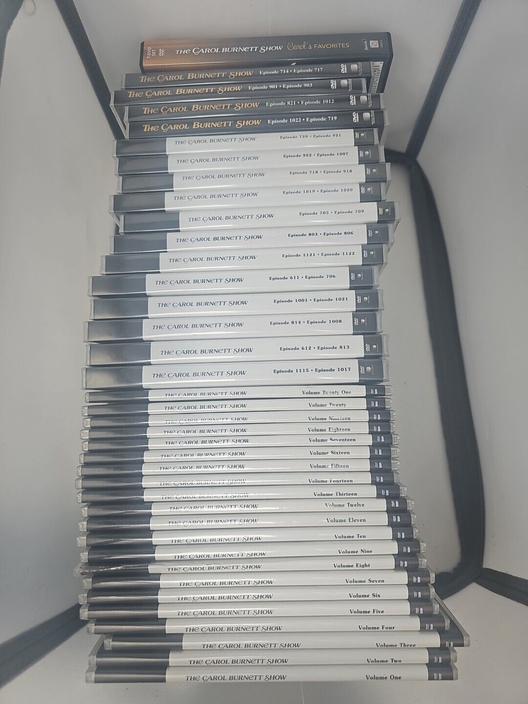 THE CAROL BURNETT SHOW  Collectors Edition  dvd set Vol 1-21 DVDs plus 17 More